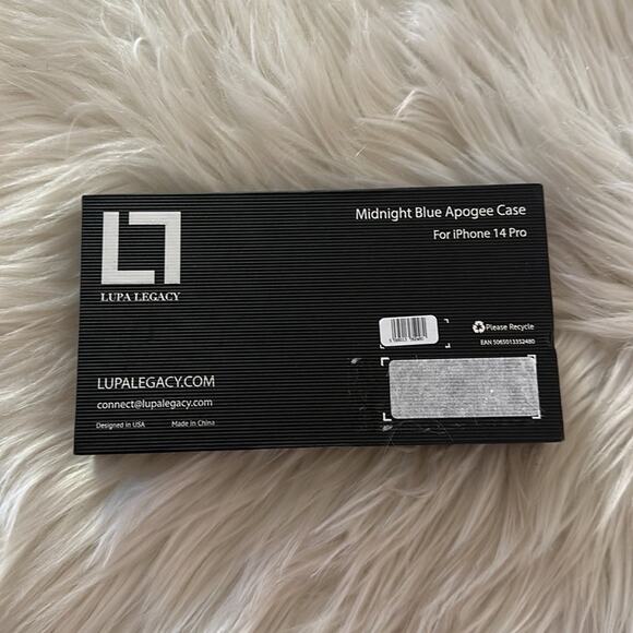 LUPA Legacy | iPhone 14 Pro Apogee Series Phone Case with Card Holder NWT - Picture 9 of 9